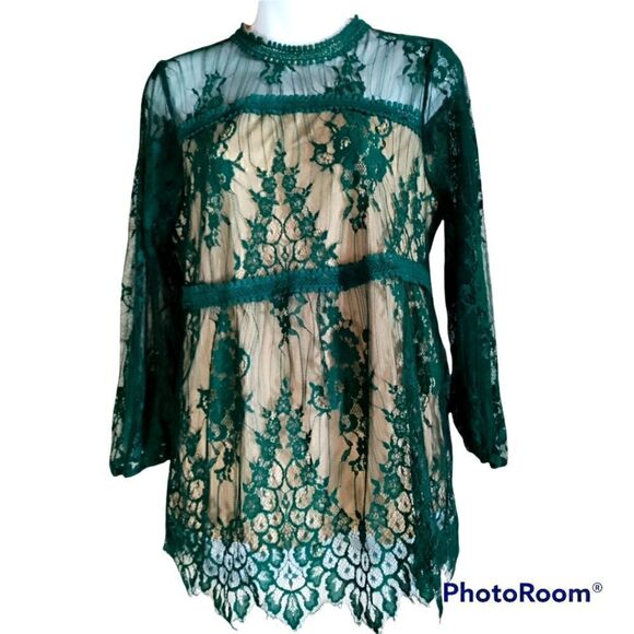 𝅺andrée by Unit Women's emerald color lace top size S - Picture 1 of 6